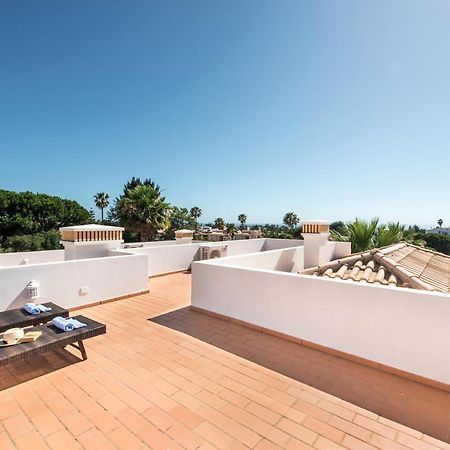 Modern And Spacious Two Bedroom Apartment Carvoeiro  Exteriör bild